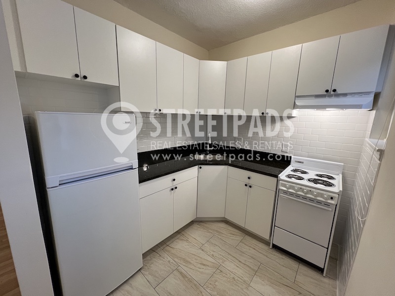 Photos of apartment on Commonwealth Ave.,Boston MA 02135