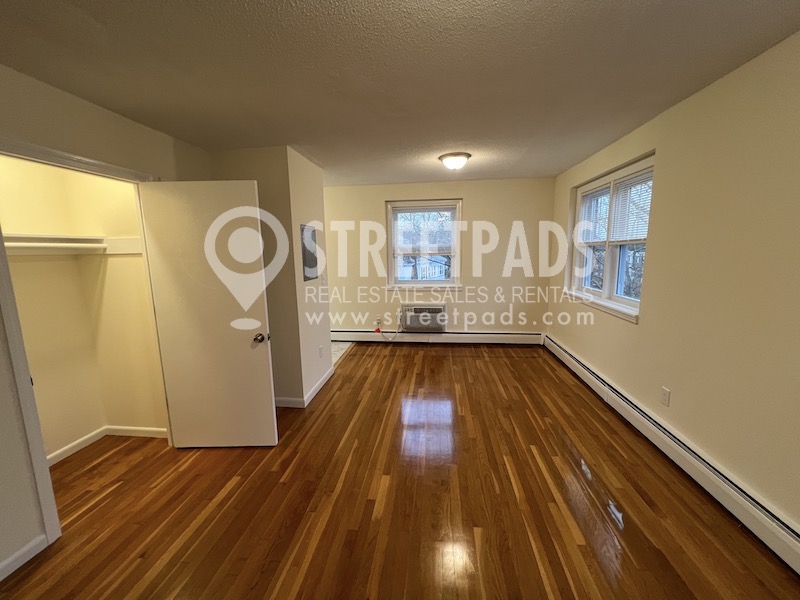Photos of apartment on Commonwealth Ave.,Boston MA 02135