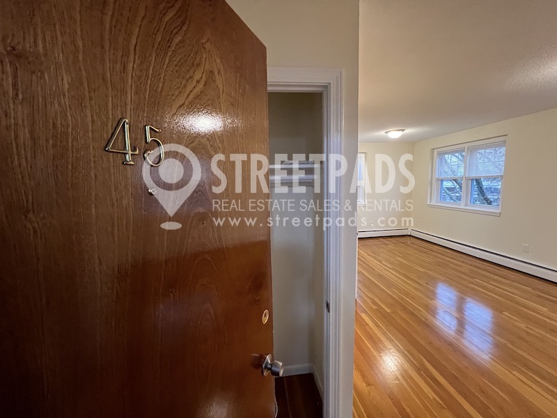 Photos of apartment on Commonwealth Ave.,Boston MA 02135