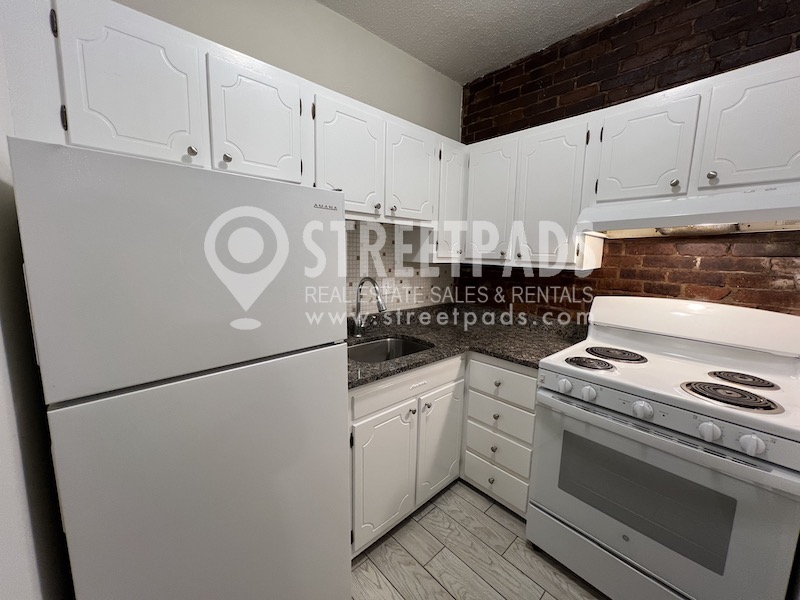 54 South Huntington Ave, Mission Hill