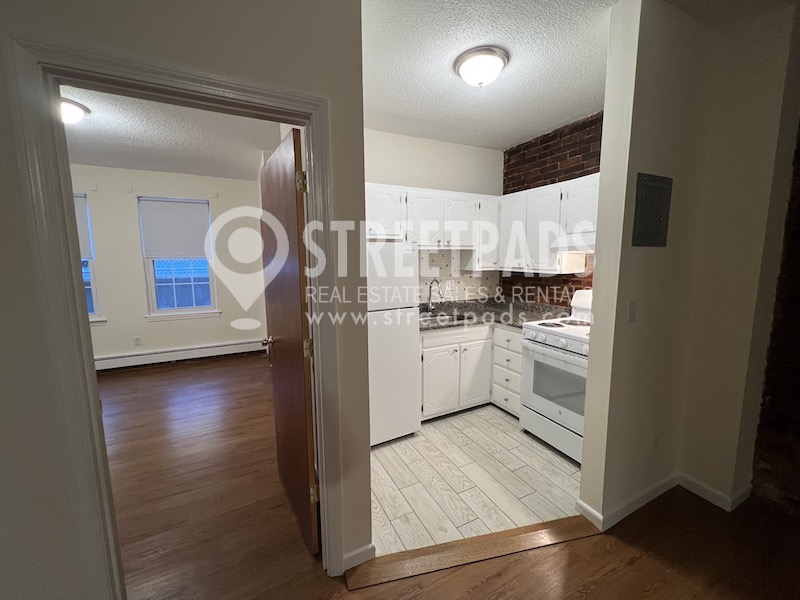 54 South Huntington Ave, Mission Hill