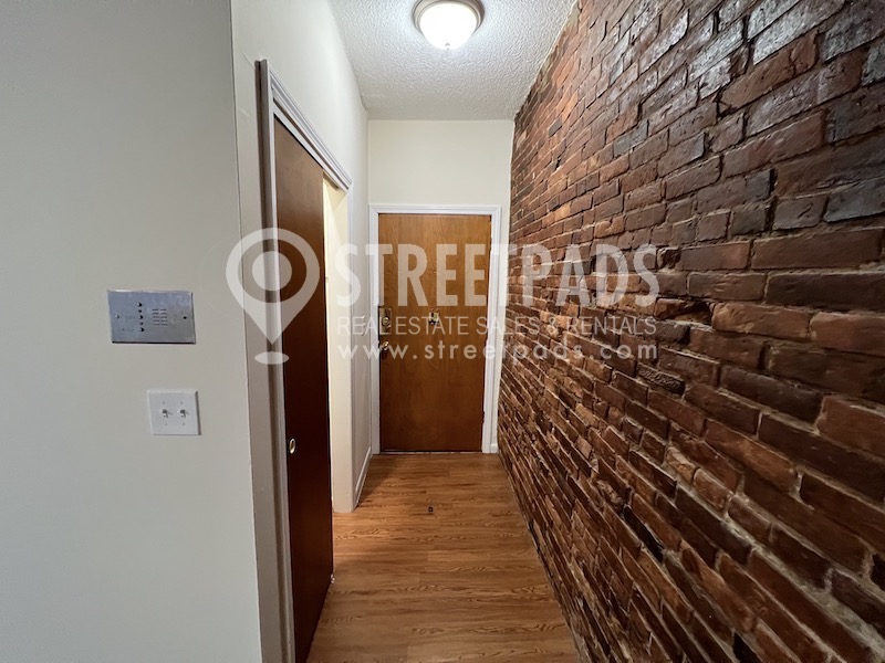 62 South Huntington Ave, Mission Hill