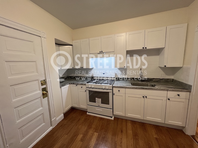 Photos of apartment on Massachusetts Ave.,Cambridge MA 02139