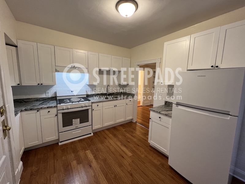 Photos of apartment on Massachusetts Ave.,Cambridge MA 02139
