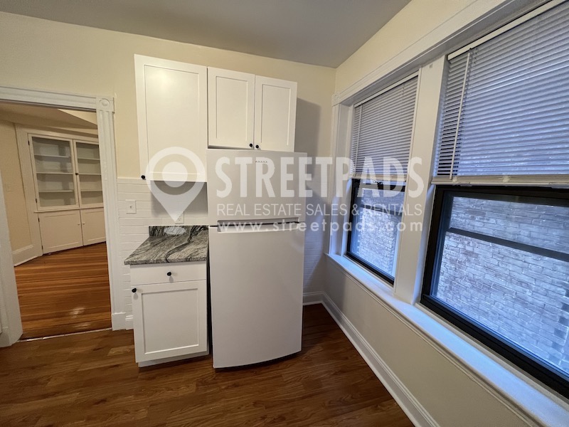 Photos of apartment on Massachusetts Ave.,Cambridge MA 02139