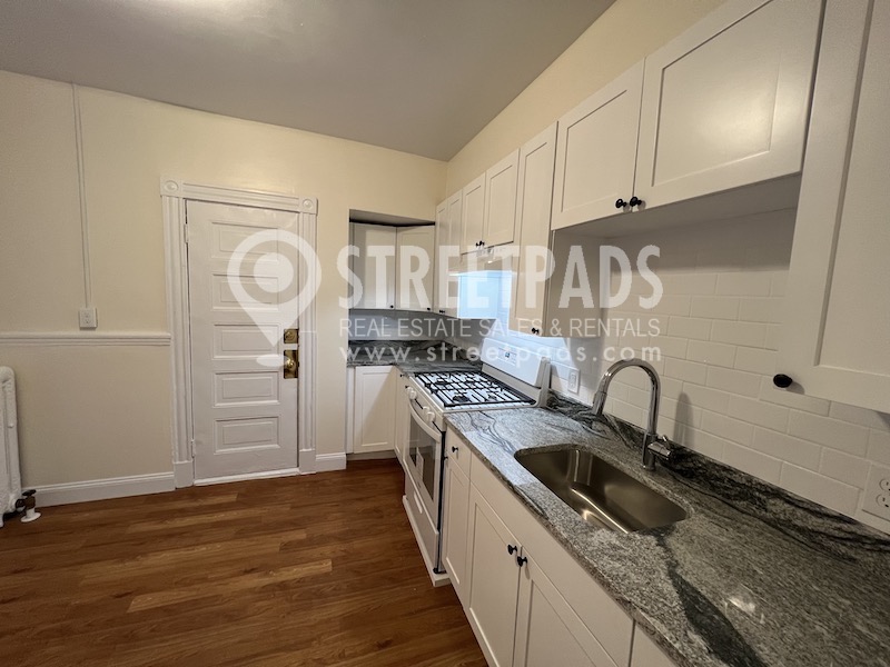 Photos of apartment on Massachusetts Ave.,Cambridge MA 02139