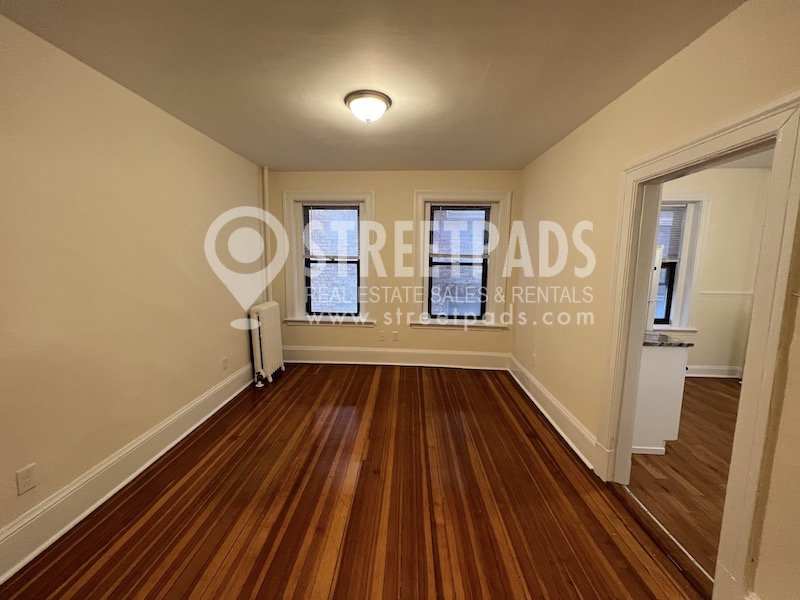 Photos of apartment on Massachusetts Ave.,Cambridge MA 02139