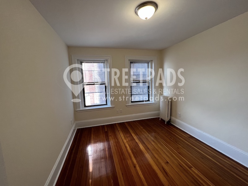 Photos of apartment on Massachusetts Ave.,Cambridge MA 02139