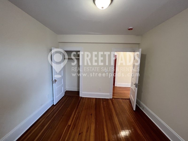 Photos of apartment on Massachusetts Ave.,Cambridge MA 02139