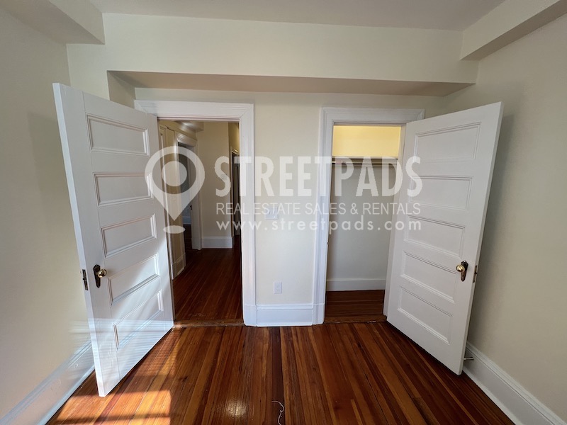 Photos of apartment on Massachusetts Ave.,Cambridge MA 02139