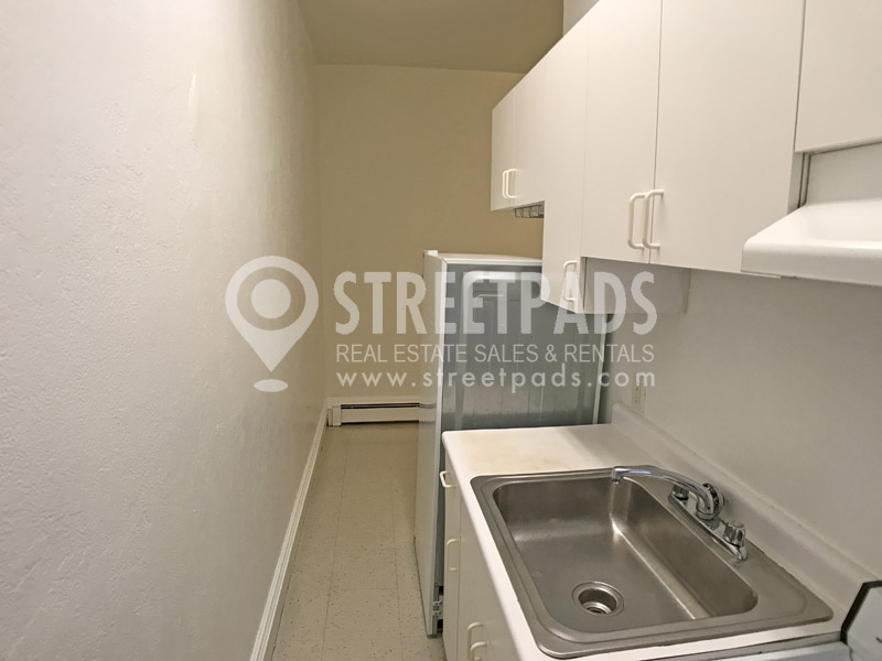 Photos of apartment on Beacon St.,Brookline MA 02446