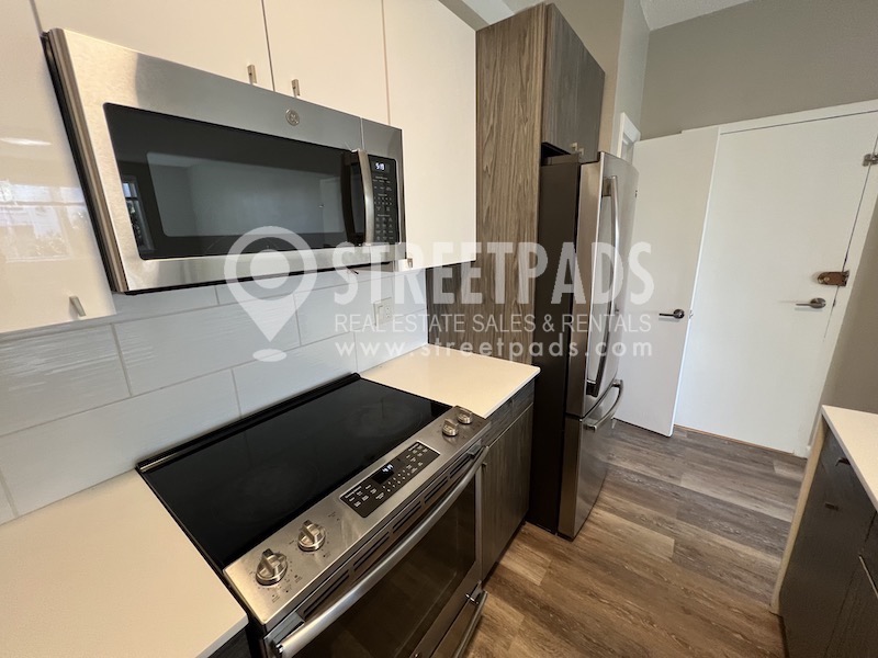 Photos of apartment on Evergreen St.,Boston MA 02130