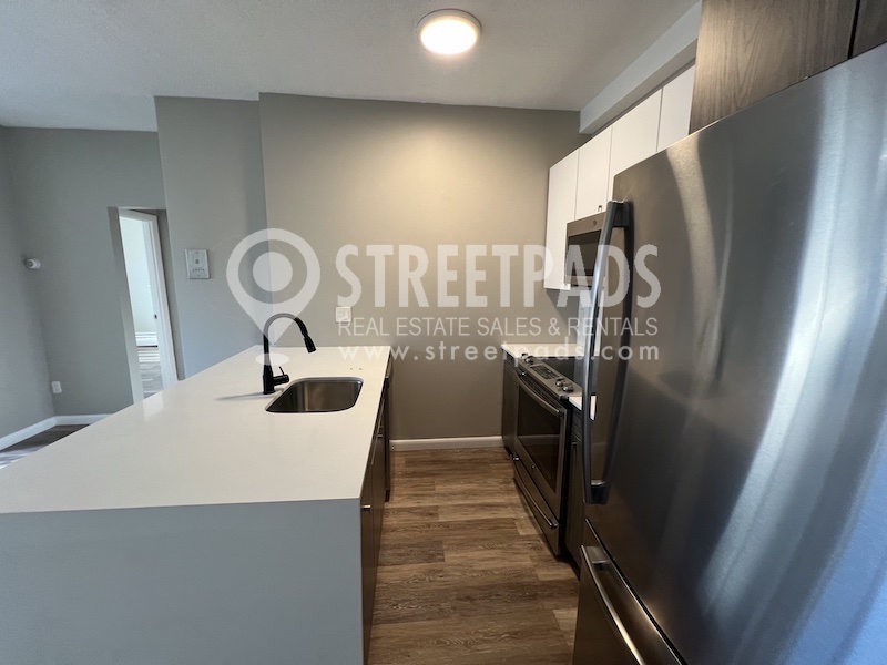 Photos of apartment on Evergreen St.,Boston MA 02130