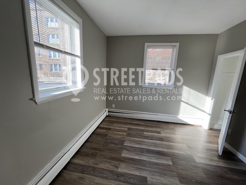 Photos of apartment on Evergreen St.,Boston MA 02130