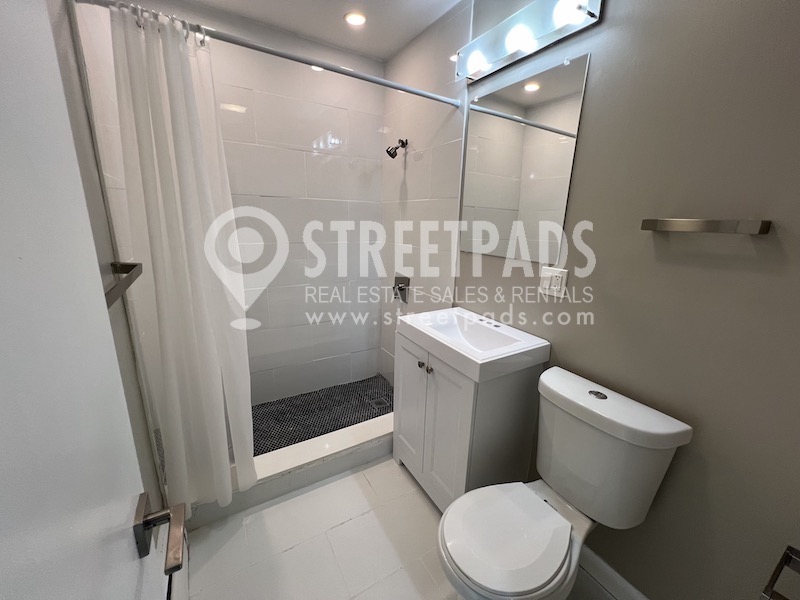 Photos of apartment on Evergreen St.,Boston MA 02130