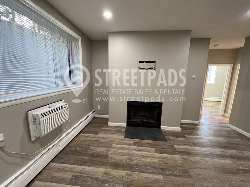 Photos of apartment on Evergreen St.,Boston MA 02130