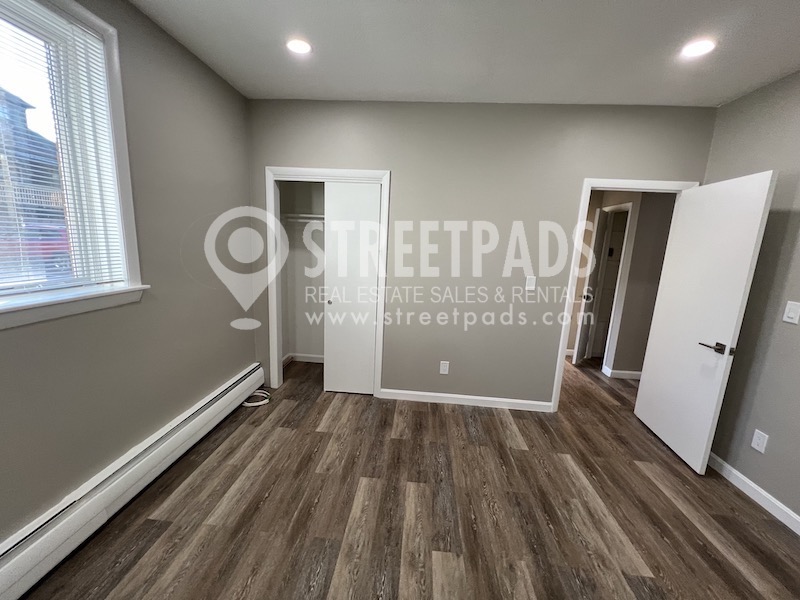 Photos of apartment on Evergreen St.,Boston MA 02130