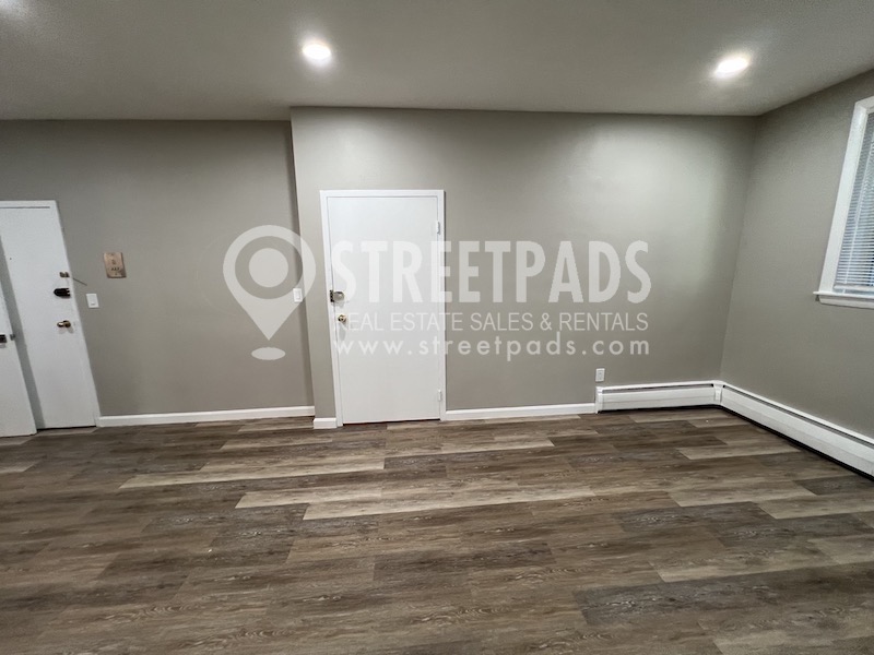 Photos of apartment on Evergreen St.,Boston MA 02130