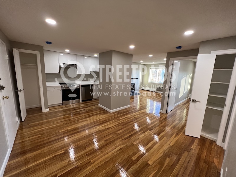 Photos of apartment on Evergreen St.,Boston MA 02130
