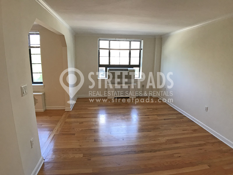 Photos of apartment on Fawcett St.,Cambridge MA 02138