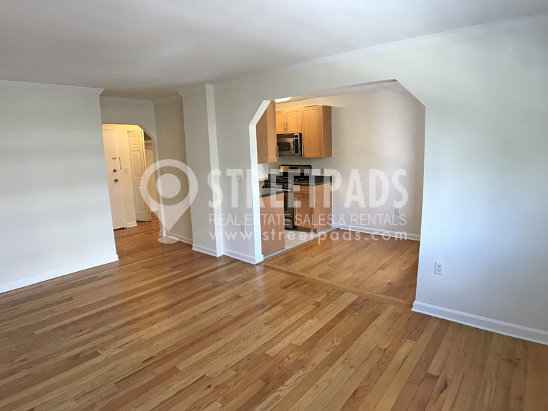 Photos of apartment on Brattle St.,Cambridge MA 02138