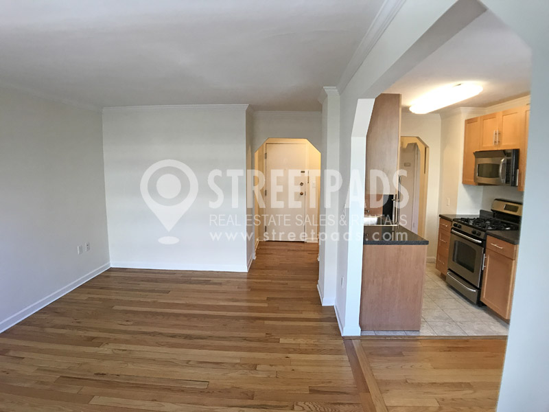 Photos of apartment on Brattle St.,Cambridge MA 02138