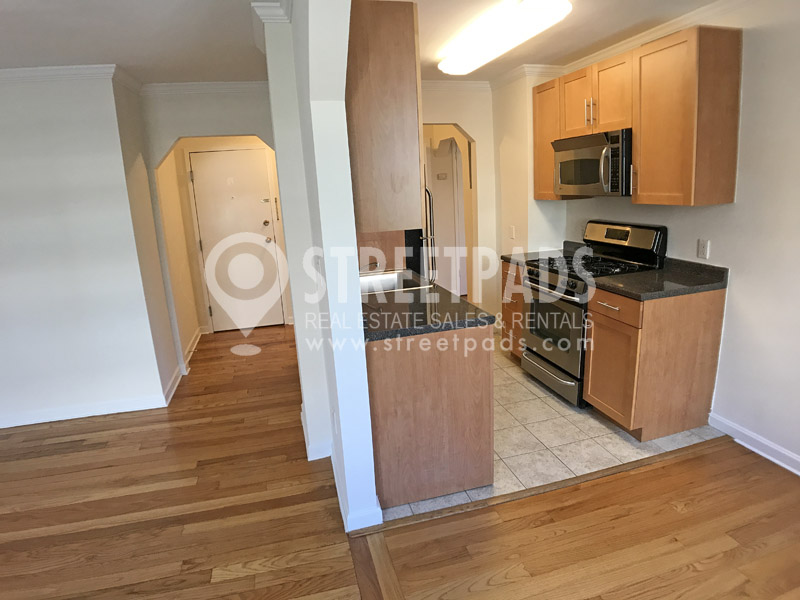 Photos of apartment on Brattle St.,Cambridge MA 02138