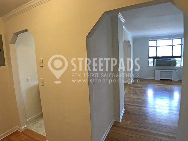 Photos of apartment on Brattle St.,Cambridge MA 02138