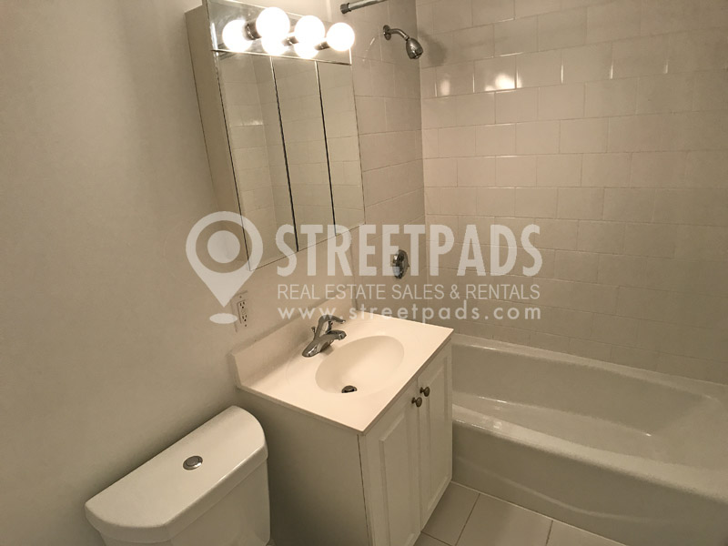 Photos of apartment on Brattle St.,Cambridge MA 02138