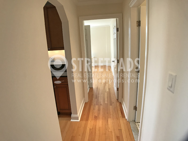 Photos of apartment on Brattle St.,Cambridge MA 02138