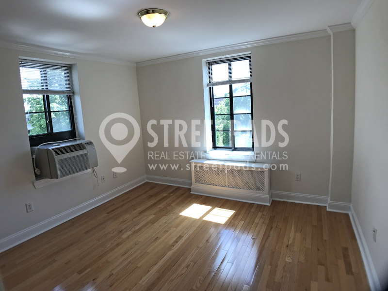 Photos of apartment on Brattle St.,Cambridge MA 02138