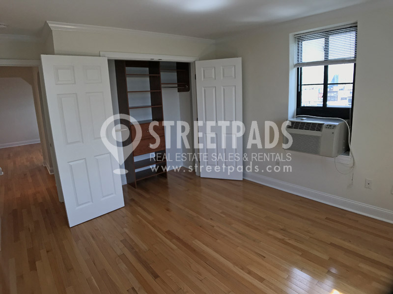Photos of apartment on Brattle St.,Cambridge MA 02138