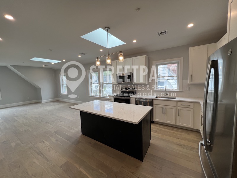 Photos of apartment on Fairbanks St.,Boston MA 02135