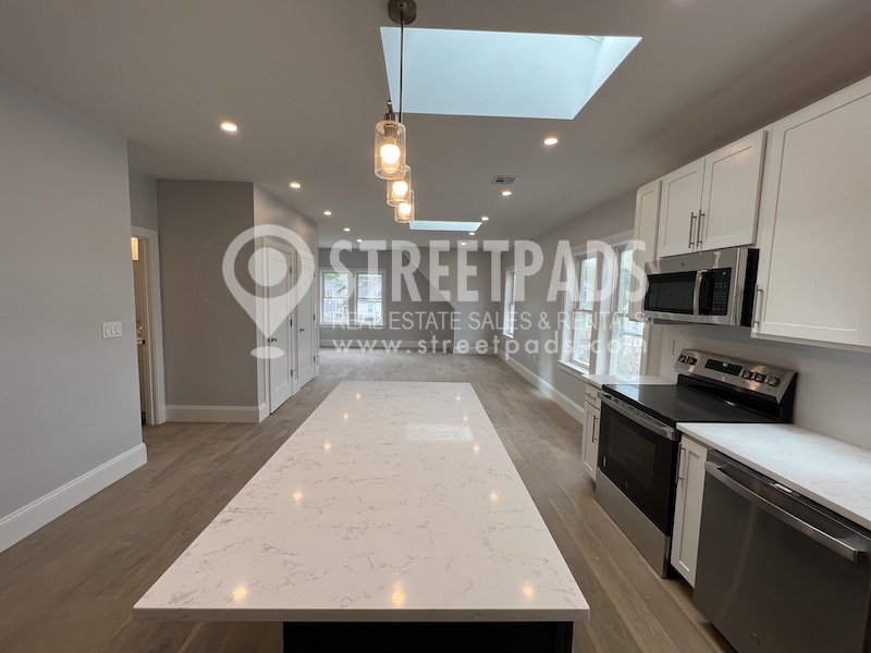 Photos of apartment on Fairbanks St.,Boston MA 02135