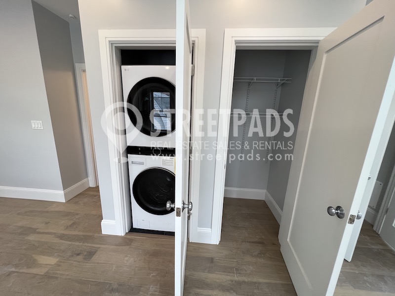 Photos of apartment on Fairbanks St.,Boston MA 02135