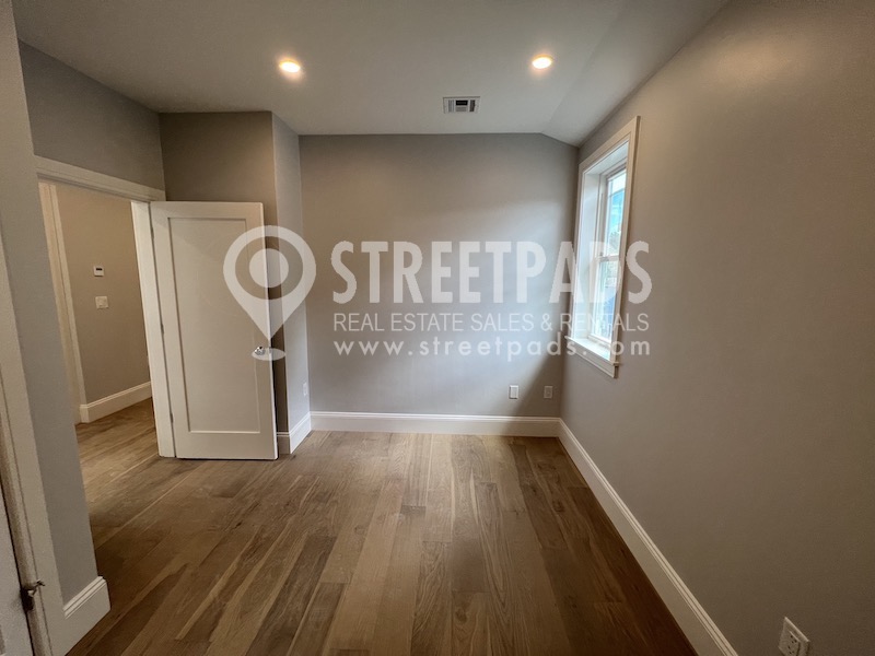 Photos of apartment on Fairbanks St.,Boston MA 02135