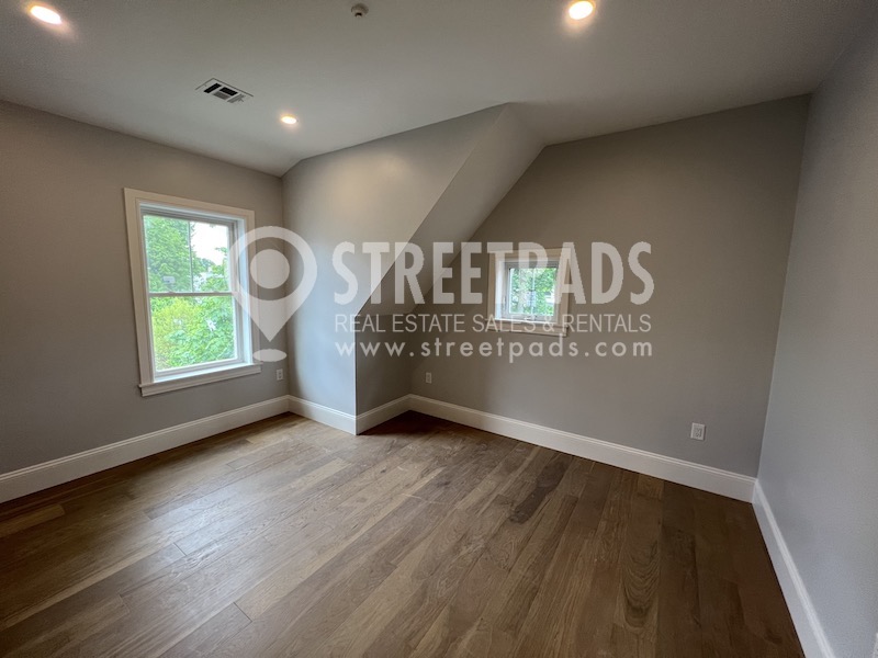 Photos of apartment on Fairbanks St.,Boston MA 02135