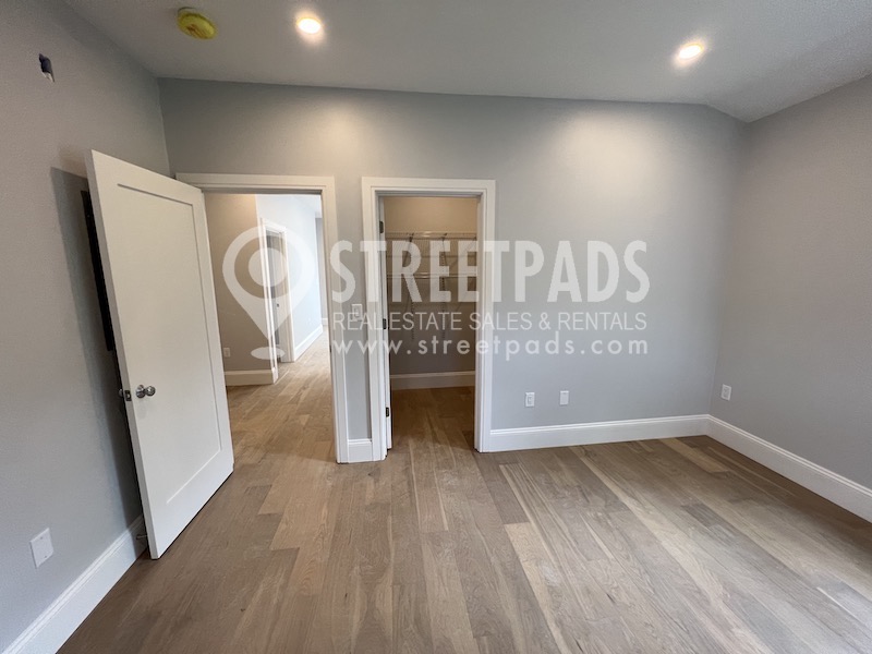 Photos of apartment on Fairbanks St.,Boston MA 02135