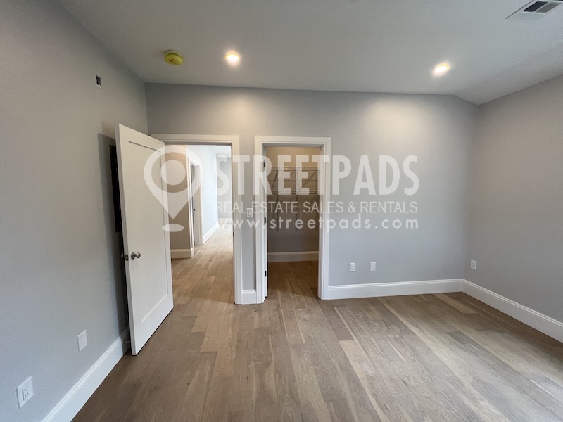 Photos of apartment on Fairbanks St.,Boston MA 02135
