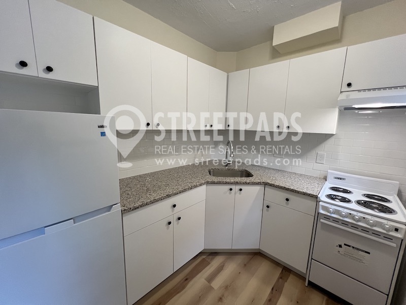 Photos of apartment on Commonwealth Ave.,Boston MA 02135