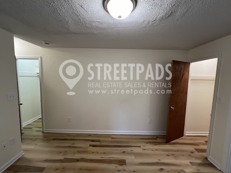 Photos of apartment on Commonwealth Ave.,Boston MA 02135
