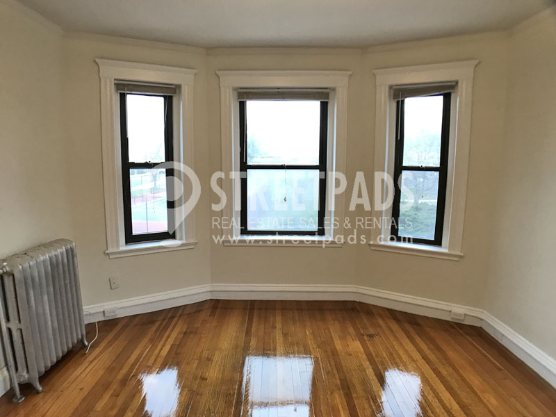 Photos of apartment on Washington St.,Malden MA 
