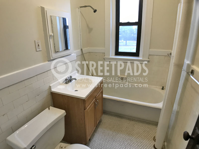 Photos of apartment on Washington St.,Malden MA 