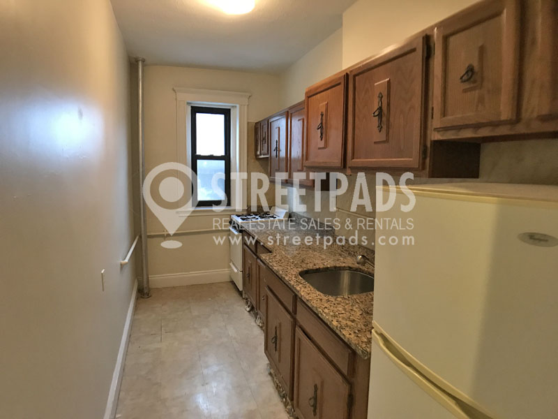 Photos of apartment on Washington St.,Malden MA 