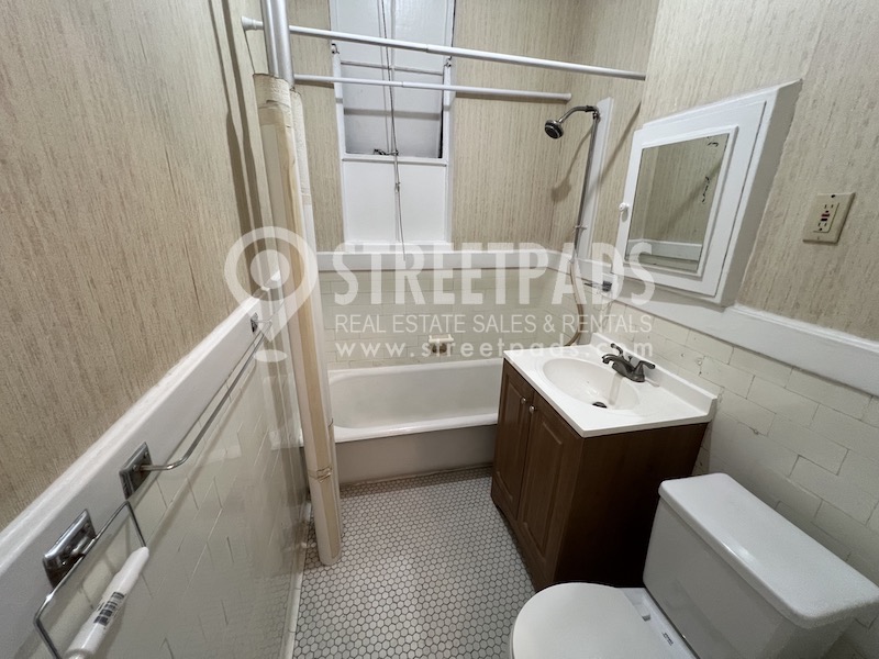 Photos of apartment on Washington St.,Malden MA 