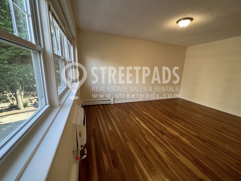 Photos of apartment on Commonwealth Ave.,Boston MA 02135