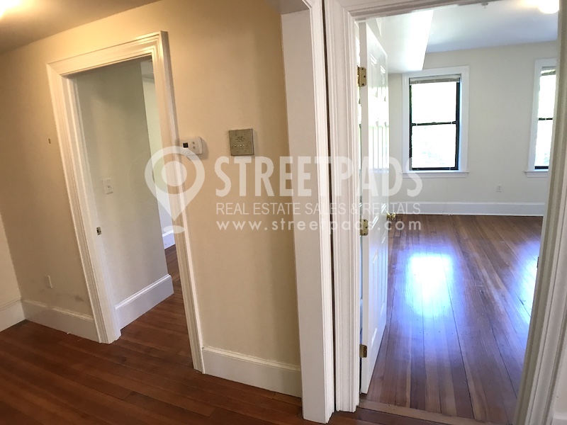Photos of apartment on Massachusetts Ave.,Cambridge MA 02139