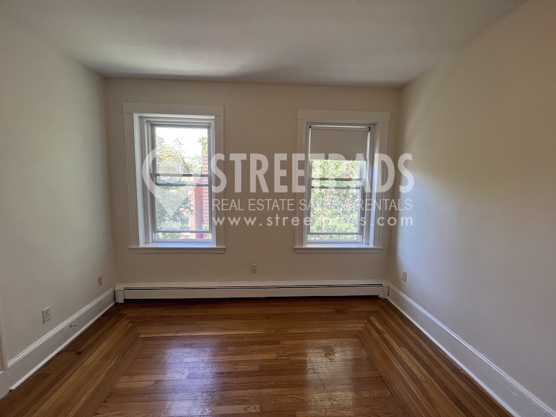 Photos of apartment on Fairbanks St.,Brookline MA 02446