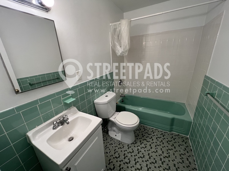 Photos of apartment on Fairbanks St.,Brookline MA 02446