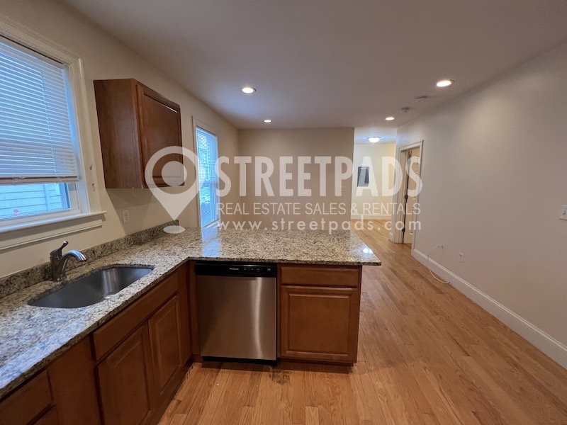 Photos of apartment on Pratt St.,Boston MA 02134